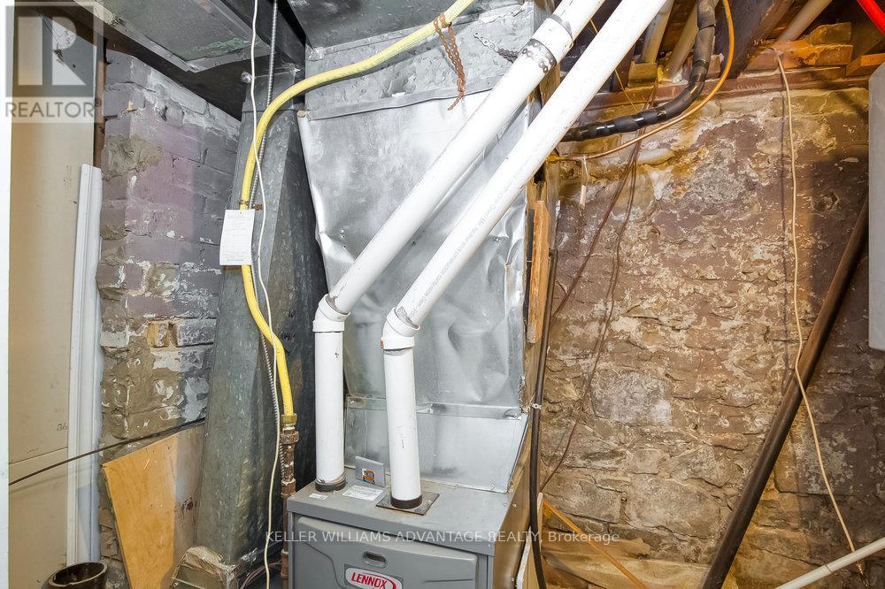 218 Broadview Avenue, Toronto, Ontario  M4M 2G5 - Photo 40 - E12503296