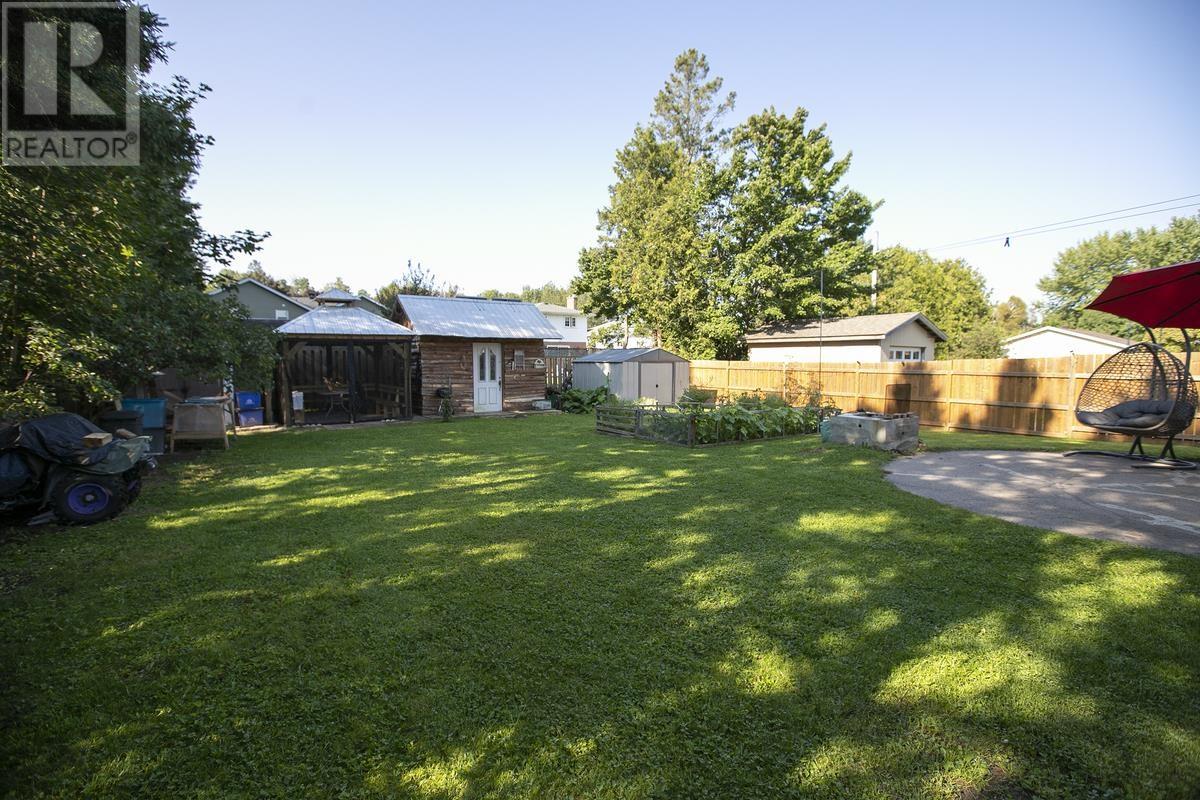 49 Boundary Rd, Sault Ste. Marie, Ontario P6A 5B7 - Photo 6 - SM252951