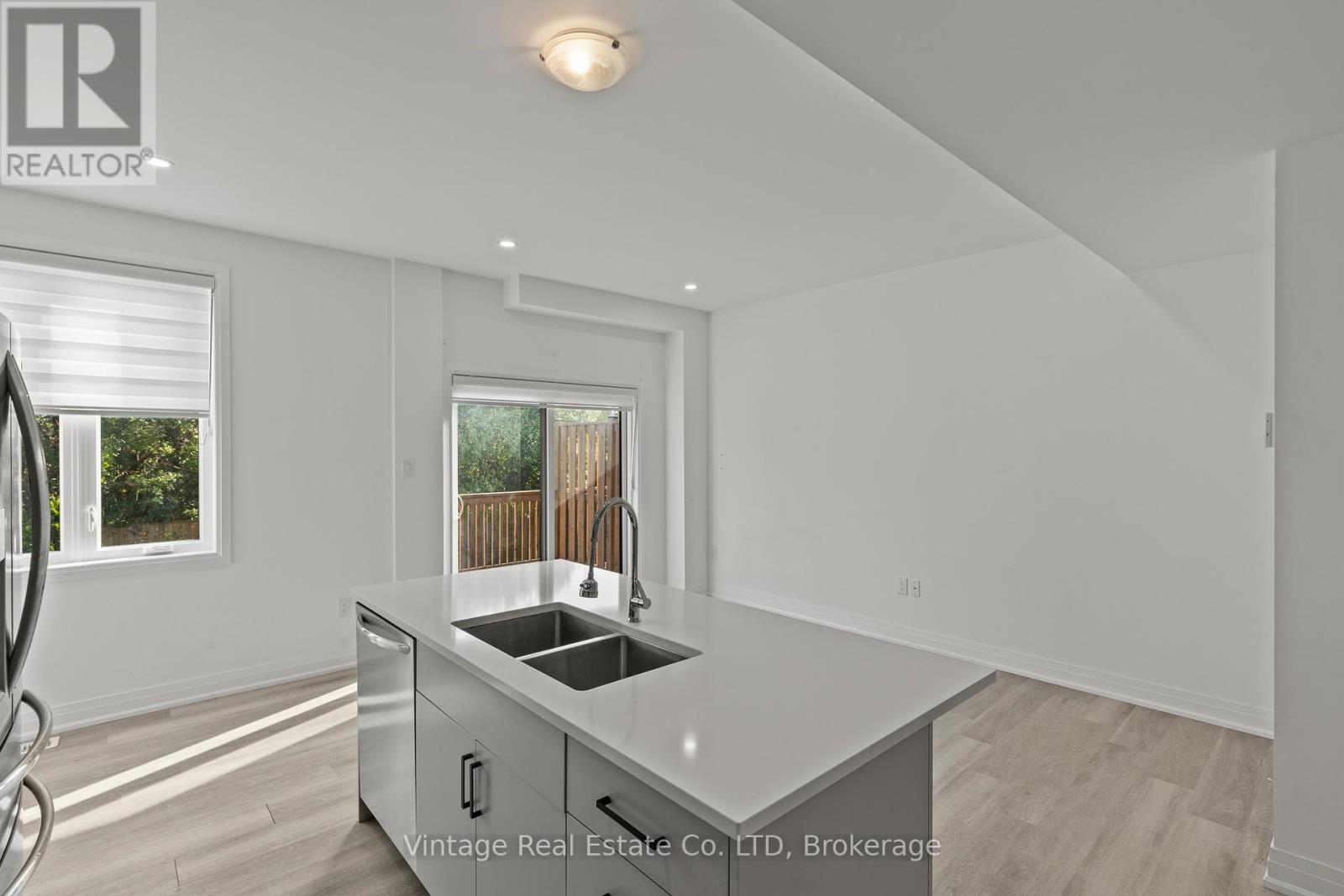 29 - 1465 Station Street, Pelham, Ontario  L0S 1E3 - Photo 5 - X12503358