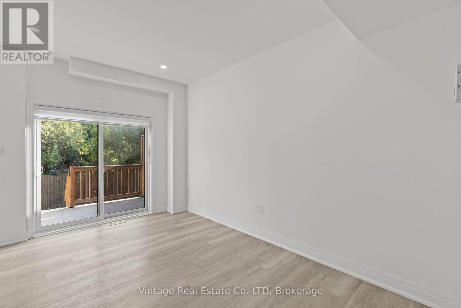 29 - 1465 Station Street, Pelham, Ontario  L0S 1E3 - Photo 6 - X12503358