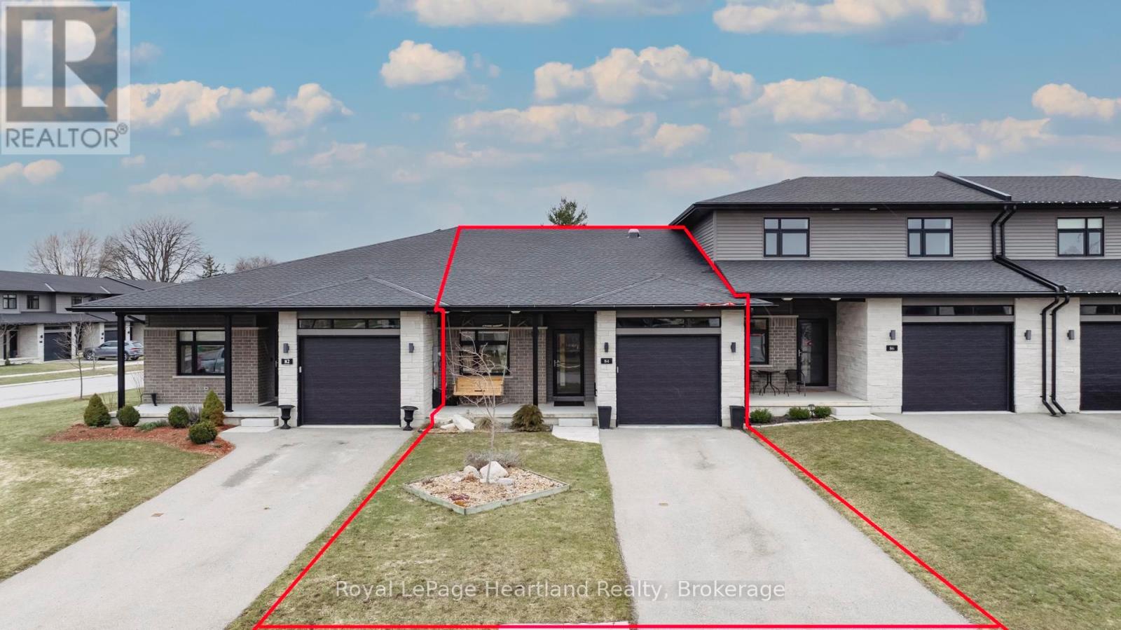 84 Rowe Avenue, South Huron, Ontario  N0M 1S1 - Photo 1 - X12037912