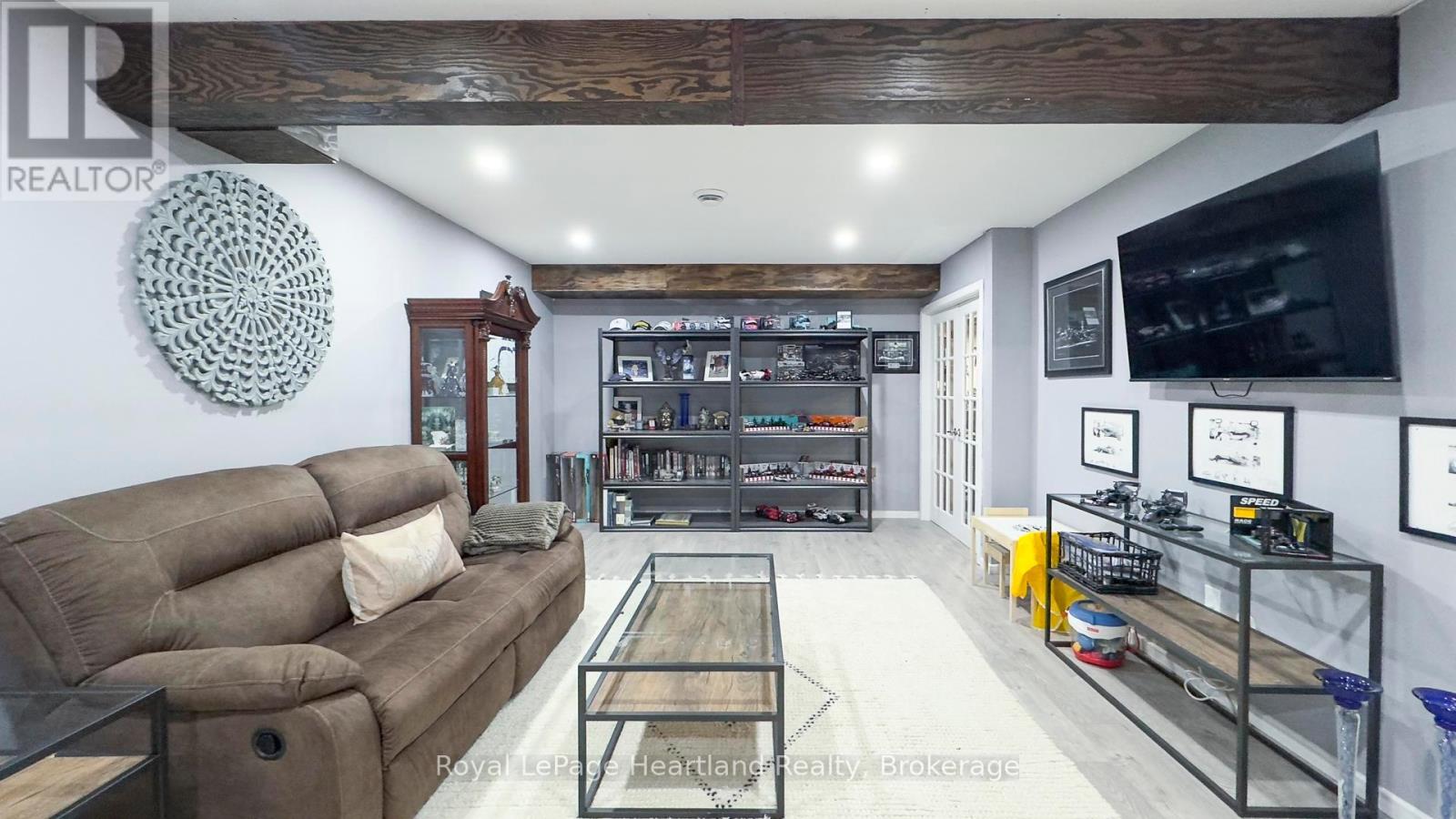 84 Rowe Avenue, South Huron, Ontario  N0M 1S1 - Photo 31 - X12037912