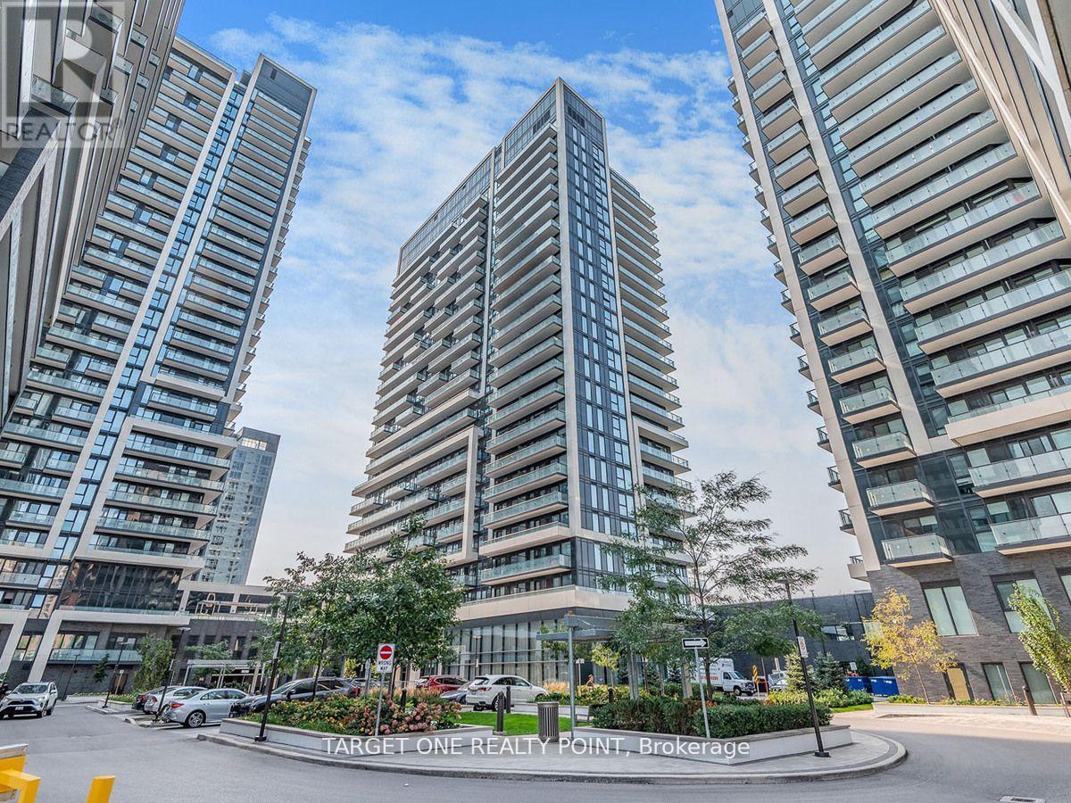 204 - 105 ONEIDA CRESCENT, Richmond Hill, Ontario