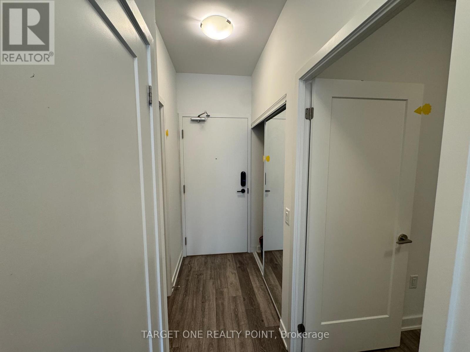 204 - 105 Oneida Crescent, Richmond Hill, Ontario  L4B 0H6 - Photo 7 - N12503150