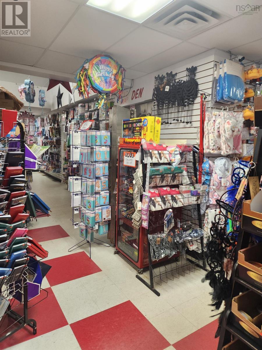 785 Main Street, Sydney Mines, Nova Scotia  B1V 2L7 - Photo 9 - 202527129