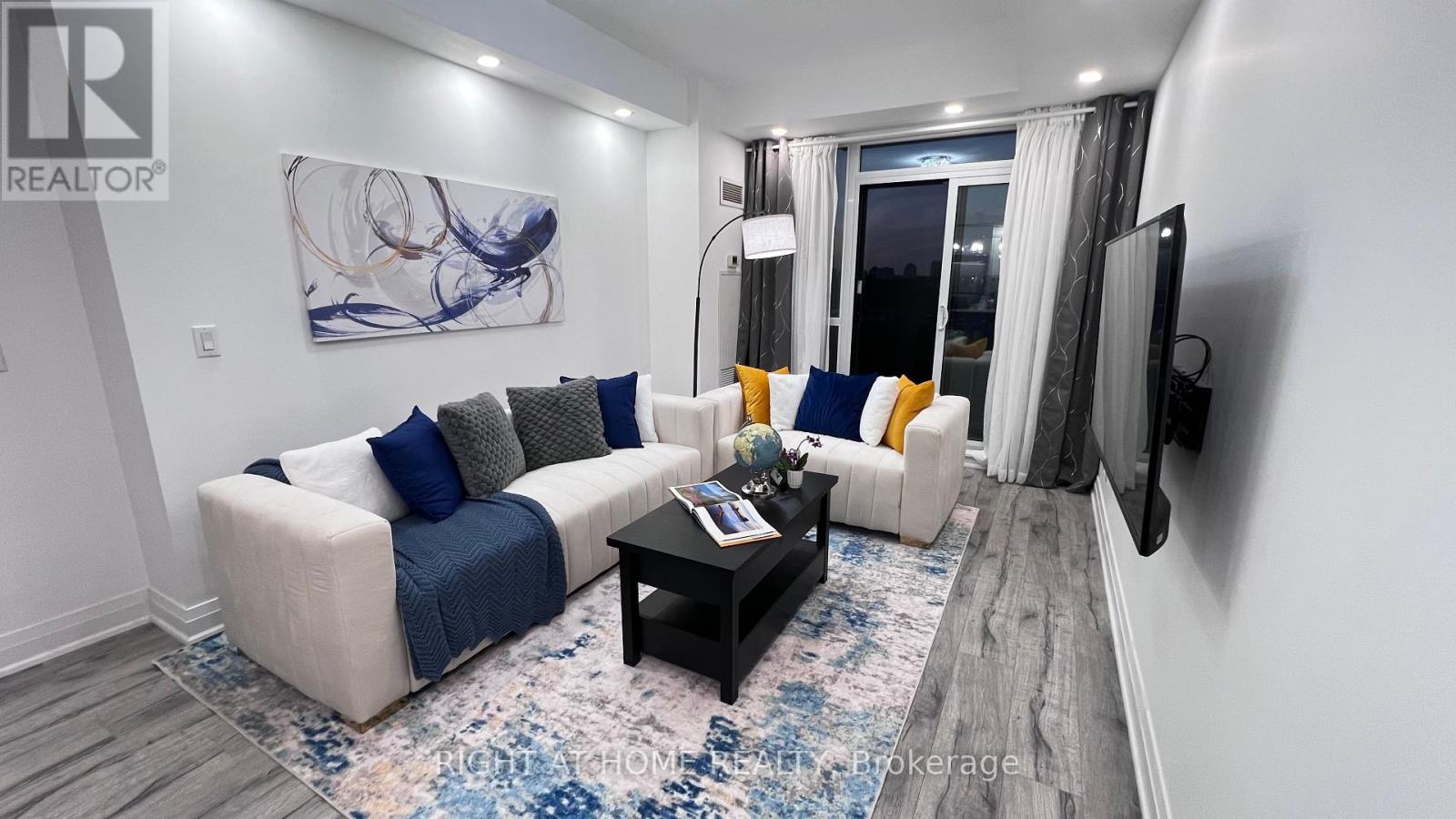 814 - 520 Steeles Avenue W, Vaughan, Ontario  L4J 0H2 - Photo 3 - N12503242