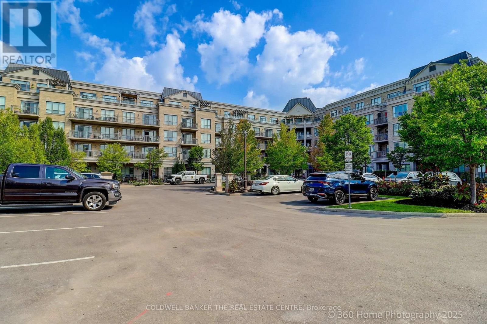220 - 180 JOHN WEST WAY, Aurora, Ontario