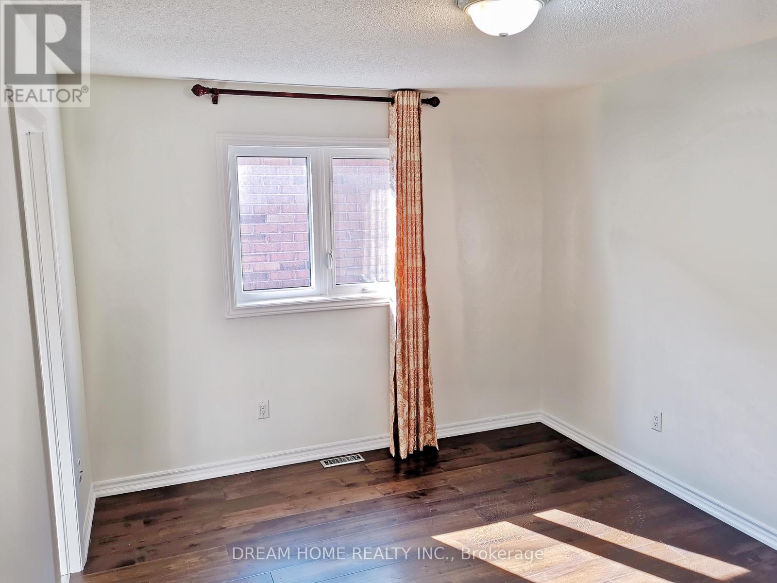 269 Helen Avenue, Markham, Ontario  L3R 1J9 - Photo 16 - N12503260