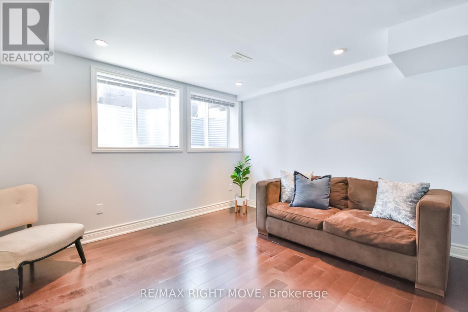 28 - 10 Invermara Court, Orillia, Ontario  L3V 0B7 - Photo 34 - S12503218