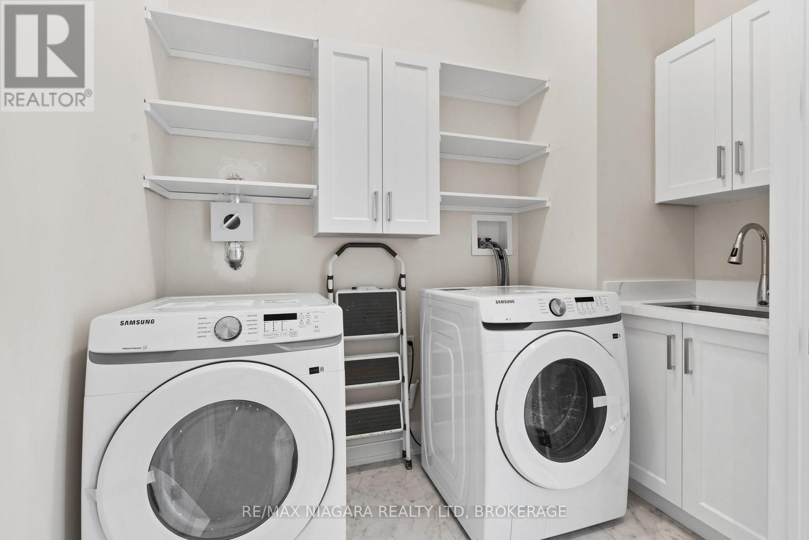 13 Kenmir Avenue, Niagara-On-The-Lake, Ontario L0S 1J0 - Photo 31 - X12503056