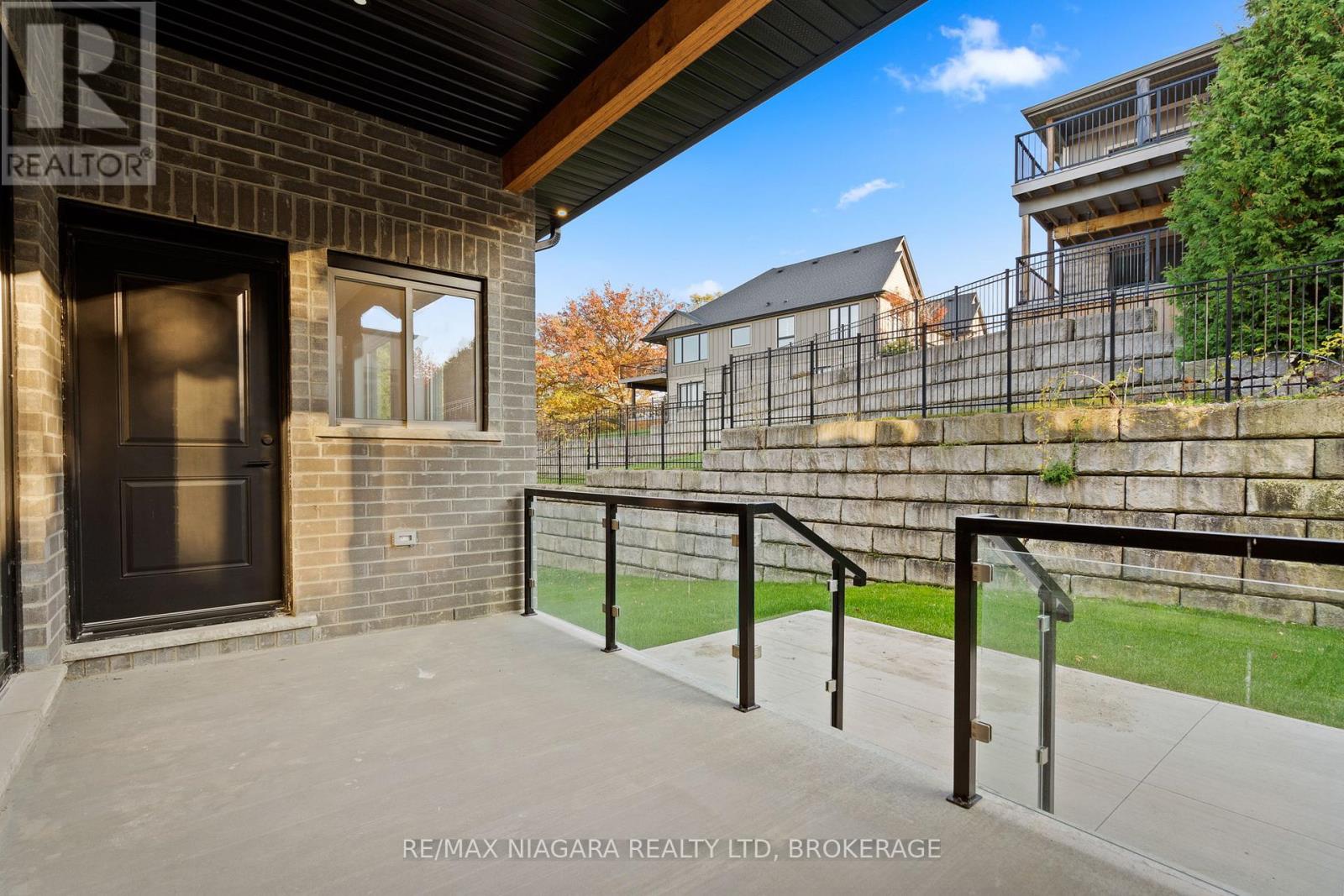 13 Kenmir Avenue, Niagara-On-The-Lake, Ontario L0S 1J0 - Photo 37 - X12503056