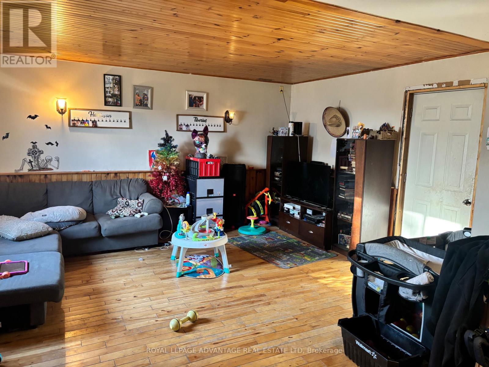 73 Alice Street, Smiths Falls, Ontario  K7A 2W6 - Photo 18 - X12502438