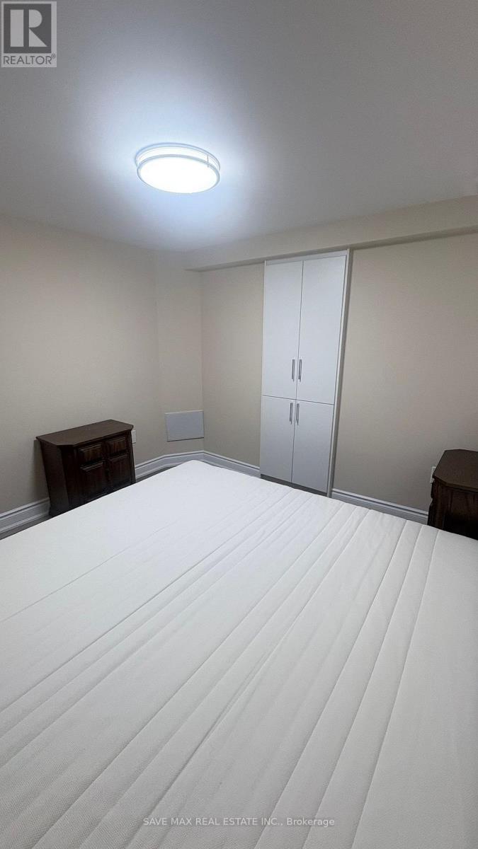 Legal Basement - 182 Skegby Road, Brampton, Ontario  L6V 2T9 - Photo 11 - W12503146