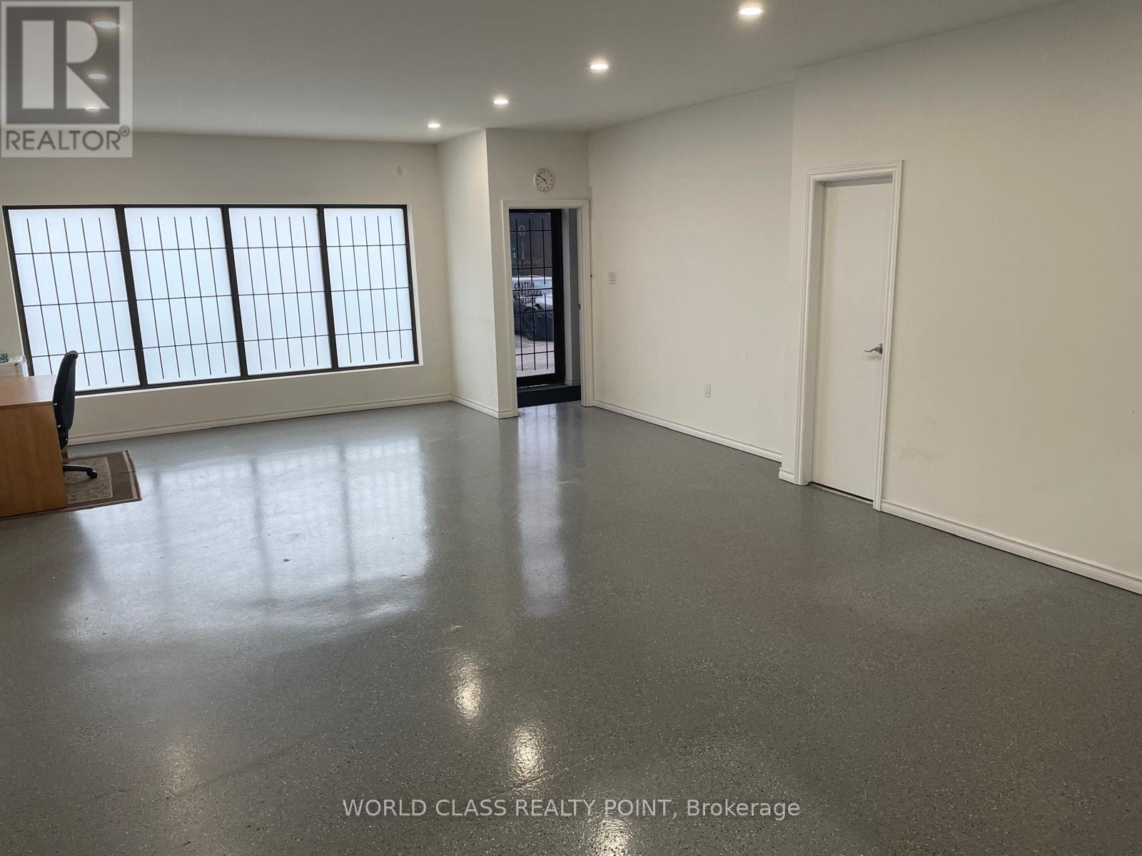 9 Lower - 20 Claireport Crescent E, Toronto, Ontario  M9W 6P6 - Photo 2 - W12503148