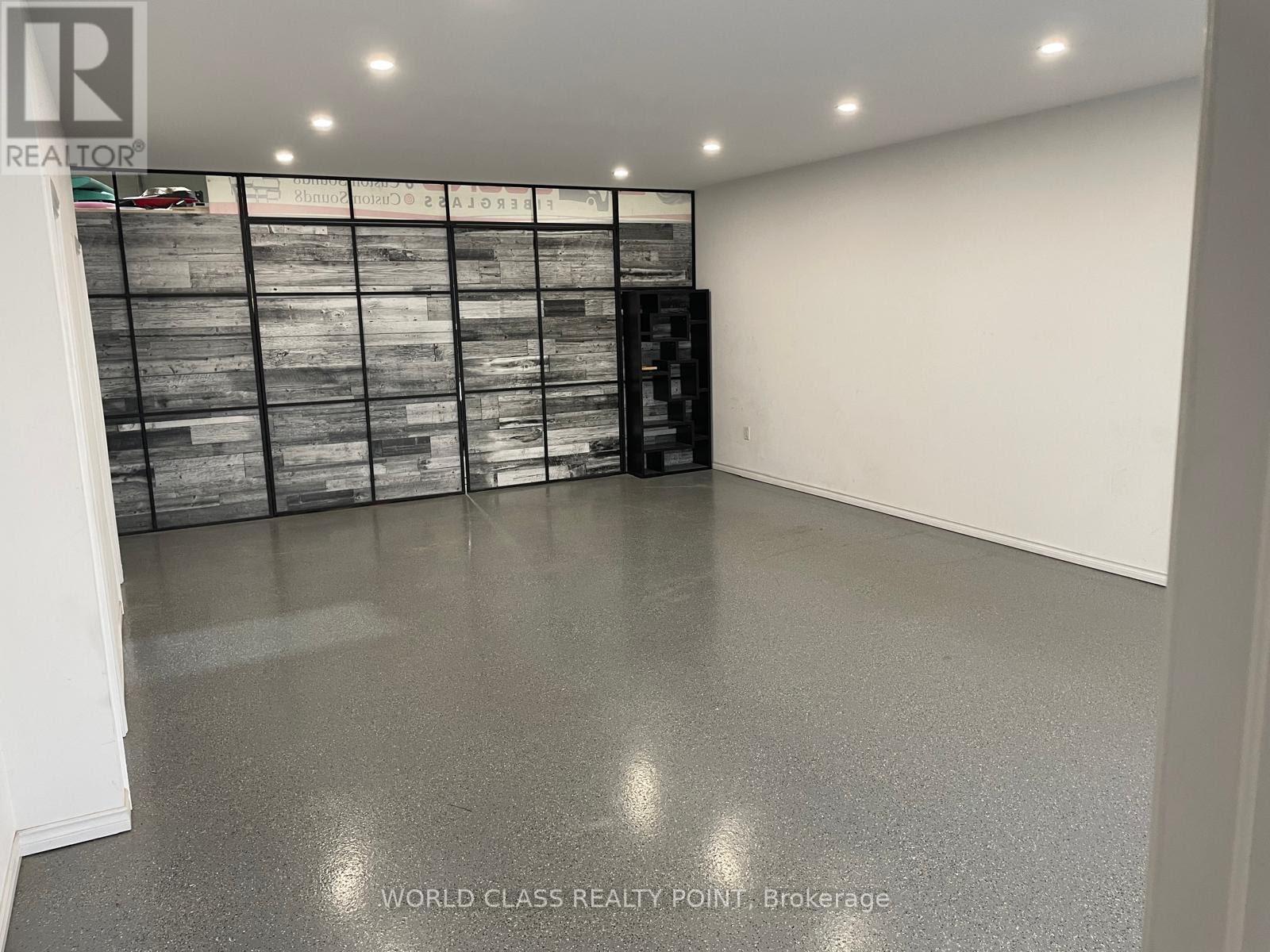 9 Lower - 20 Claireport Crescent E, Toronto, Ontario  M9W 6P6 - Photo 3 - W12503148