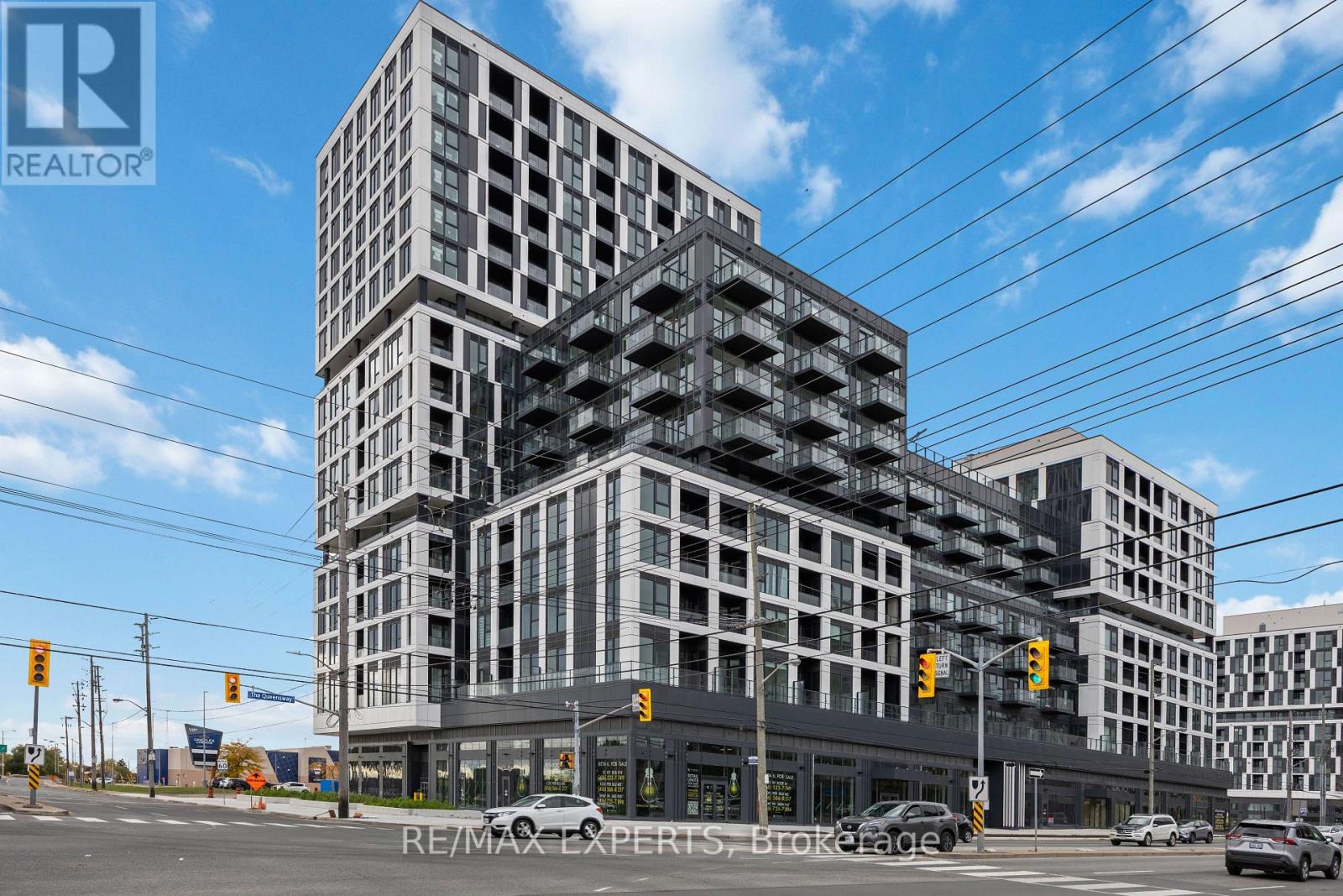 407 - 1007 THE QUEENSWAY, Toronto, Ontario