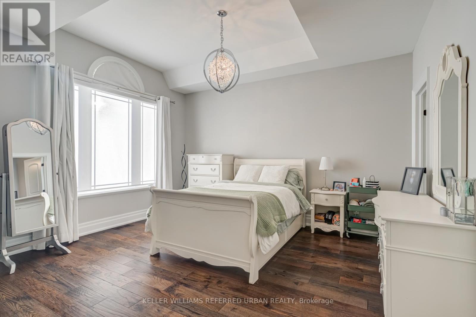 1487 Myron Drive, Mississauga, Ontario  L5E 2N5 - Photo 25 - W12503164