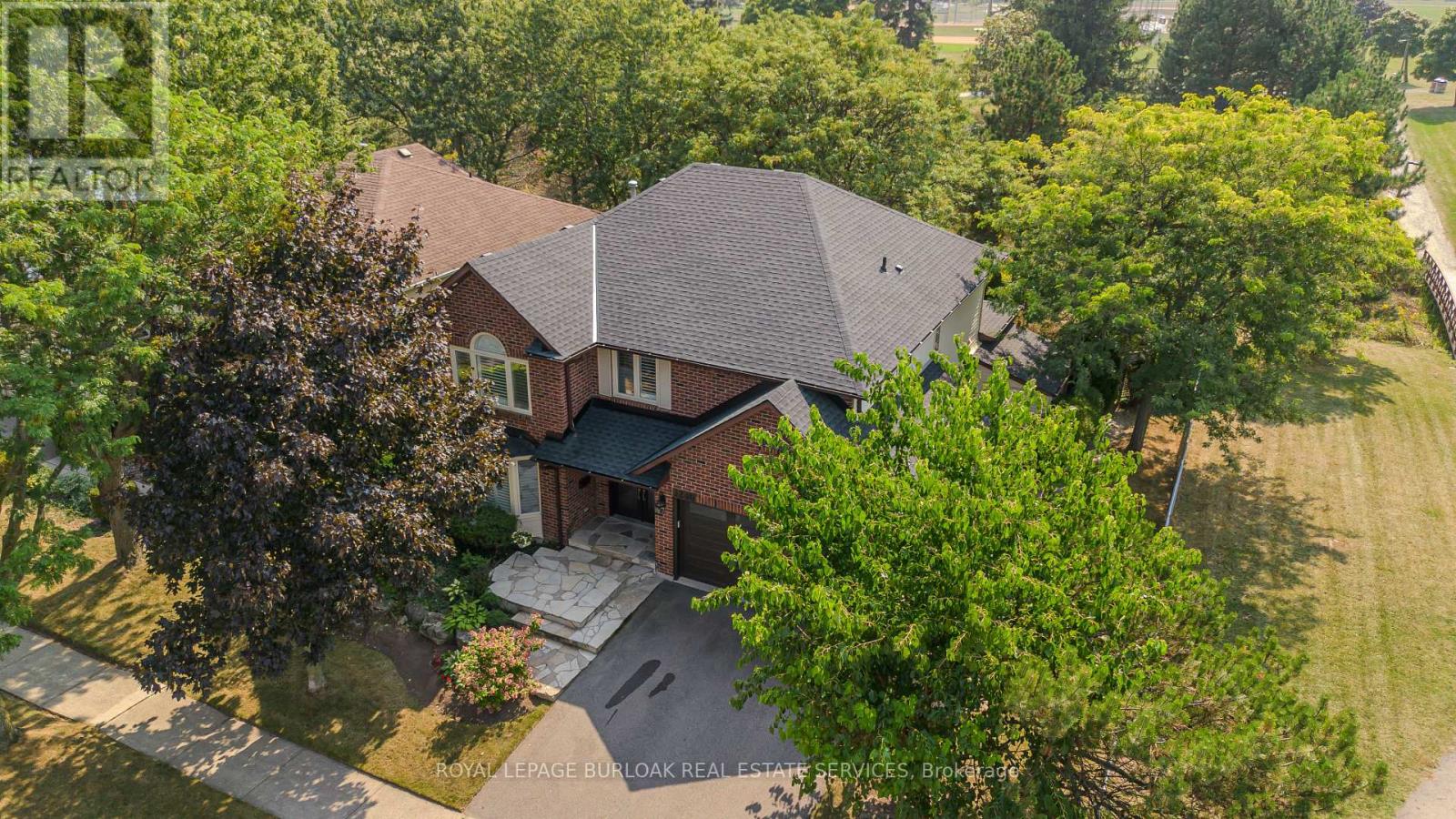 3246 FOLKWAY DRIVE, Burlington, Ontario