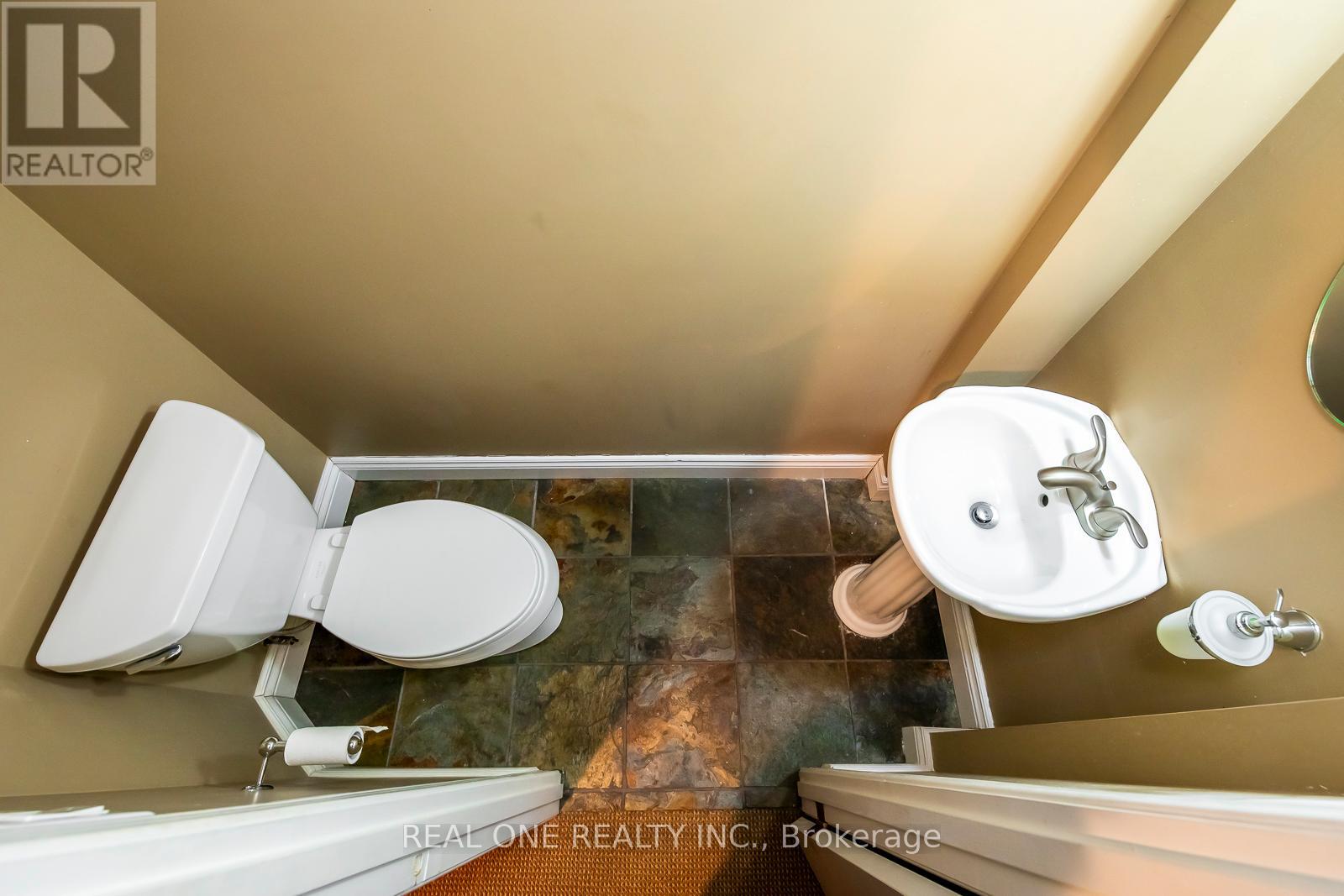 120 Blyth Crescent, Oakville, Ontario  L6J 5H6 - Photo 22 - W12503238