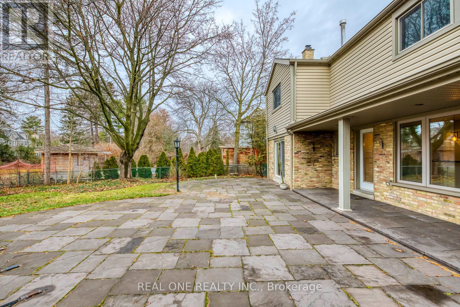 120 Blyth Crescent, Oakville, Ontario  L6J 5H6 - Photo 49 - W12503238