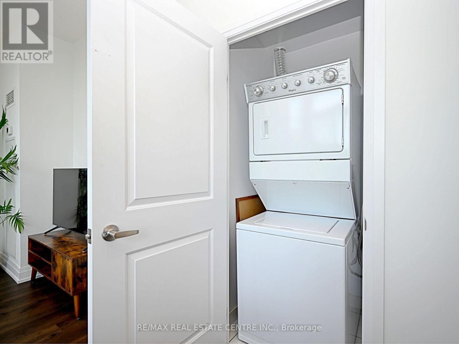 505 - 65 Speers Road, Oakville, Ontario  L6K 0J1 - Photo 31 - W12503290