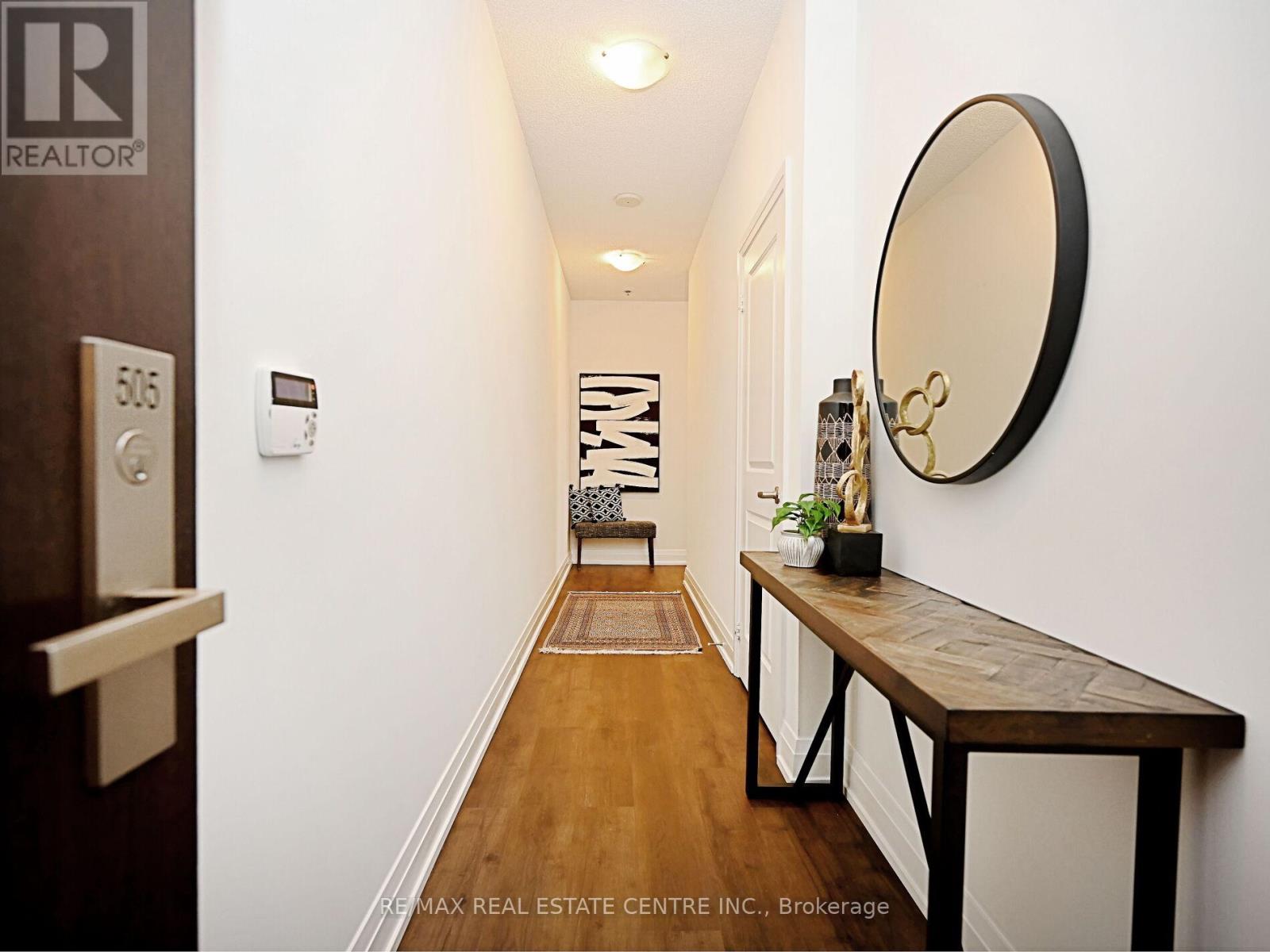 505 - 65 Speers Road, Oakville, Ontario  L6K 0J1 - Photo 4 - W12503290