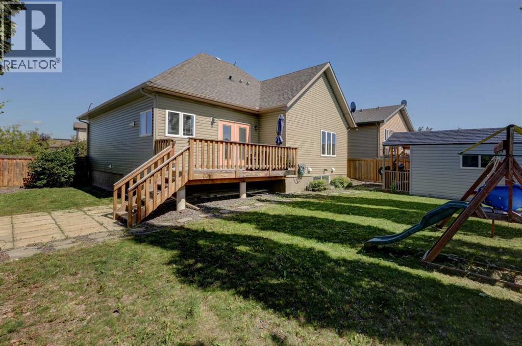 201 11a Avenue Ne, Sundre, Alberta  T0M 1X0 - Photo 31 - A2244777