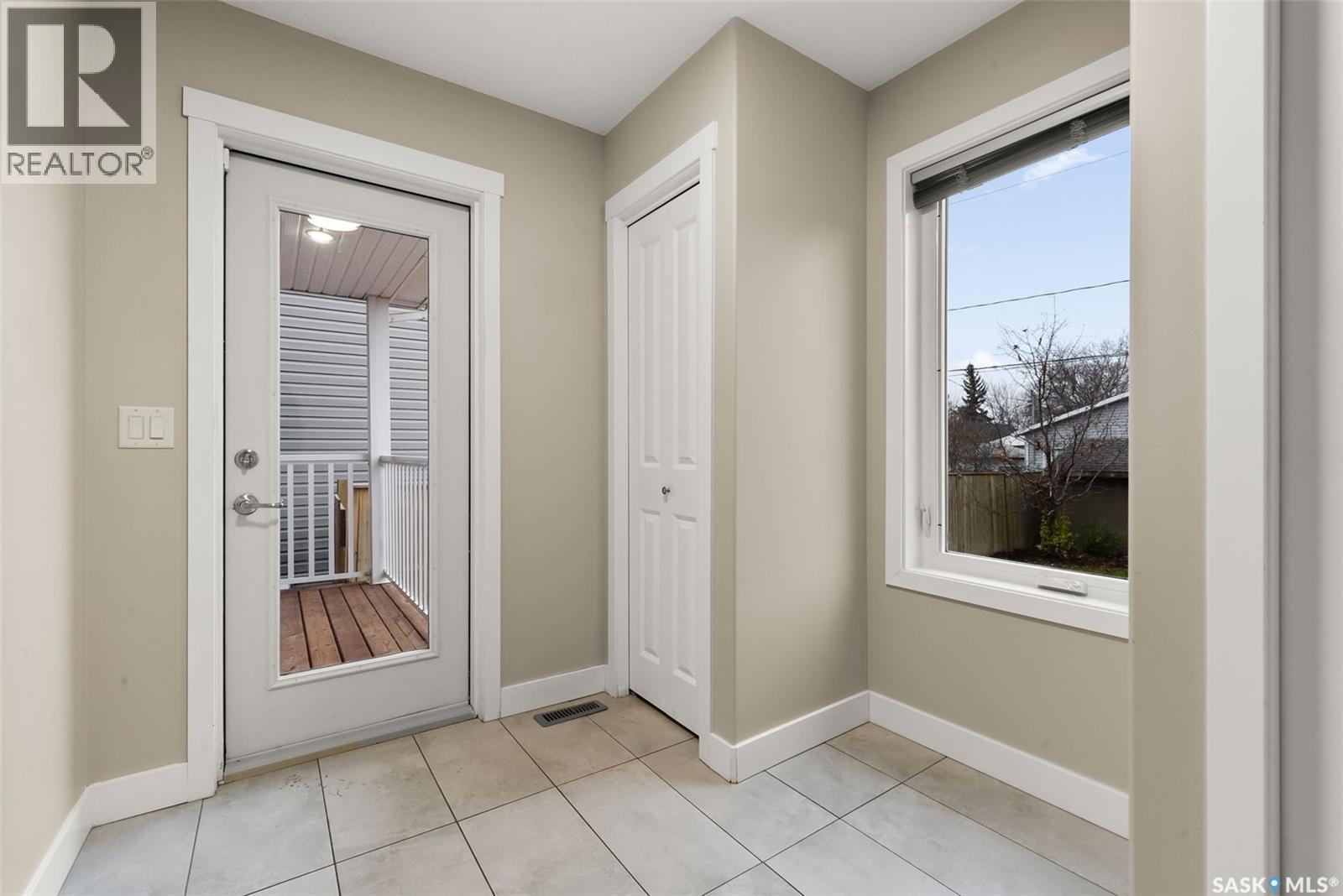 354 Ottawa Street, Regina, Saskatchewan  S4R 1N7 - Photo 13 - SK022258