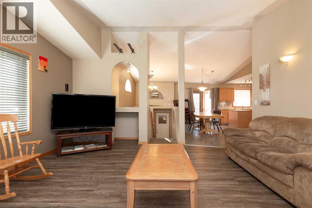 1243 Tumbleweed Avenue, Pincher Creek, Alberta  T0K 1W0 - Photo 6 - A2263295