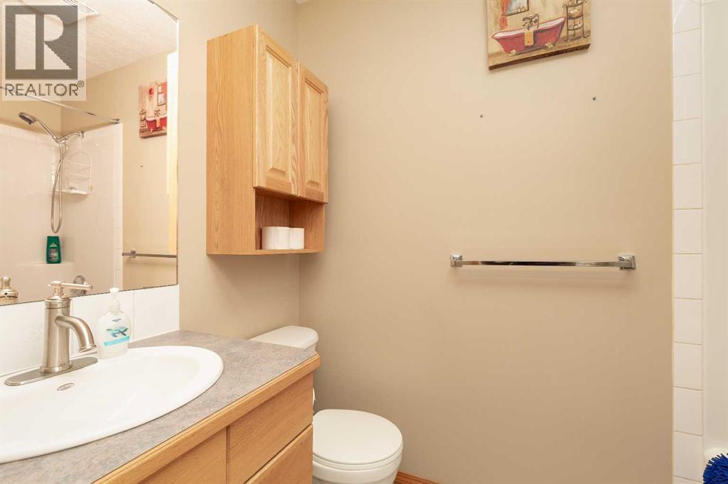 1243 Tumbleweed Avenue, Pincher Creek, Alberta  T0K 1W0 - Photo 17 - A2263295