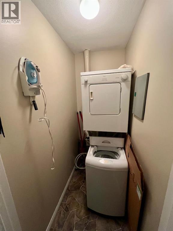 305, 5519 Kerry Wood Drive, Red Deer, Alberta  T4N 4X3 - Photo 14 - A2256852