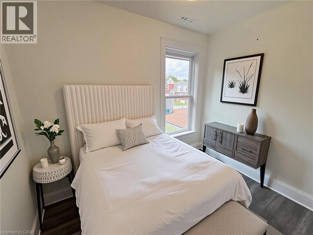 137 Avondale Street, Hamilton, Ontario  L8L 7B9 - Photo 13 - 40785080