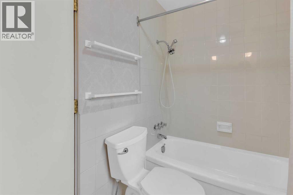 2711 Crawford Road Nw, Calgary, Alberta  T2L 1C9 - Photo 18 - A2267193