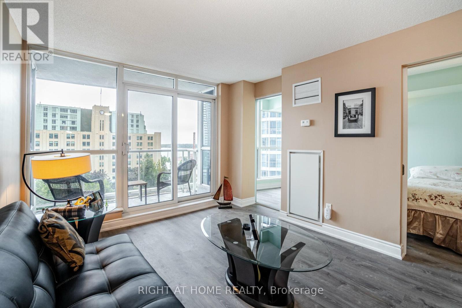 809 - 8 York Street, Toronto, Ontario  M5J 2Y2 - Photo 12 - C12503336