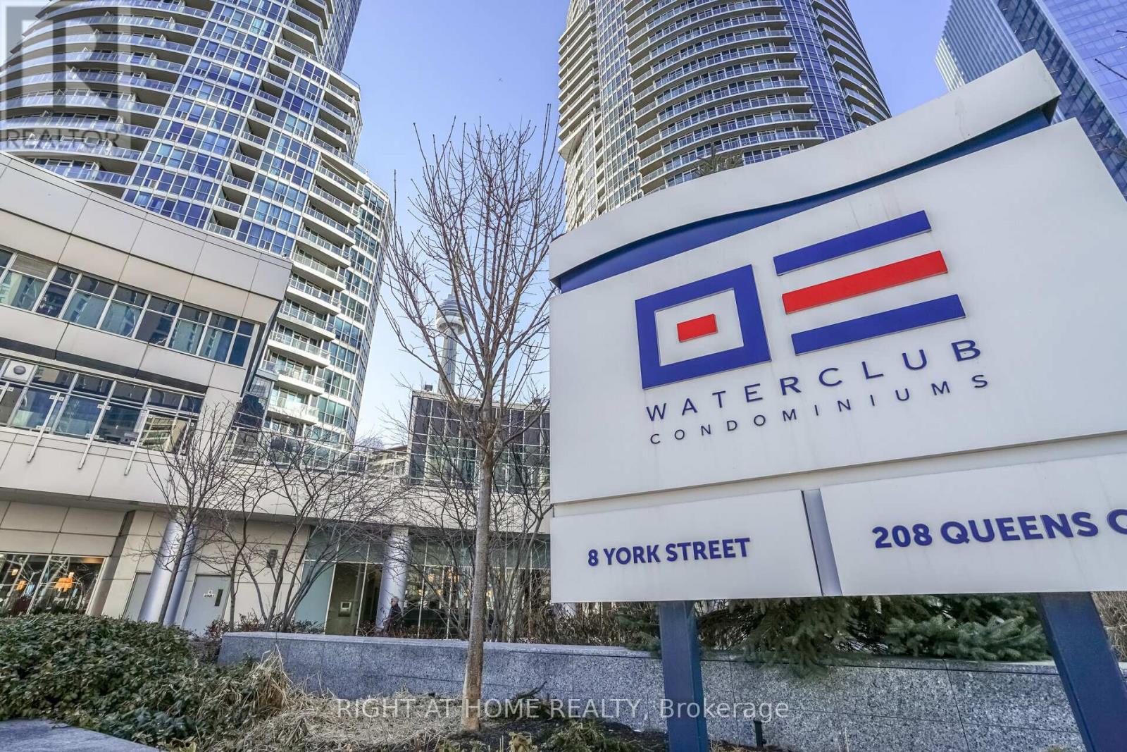 809 - 8 York Street, Toronto, Ontario  M5J 2Y2 - Photo 2 - C12503336