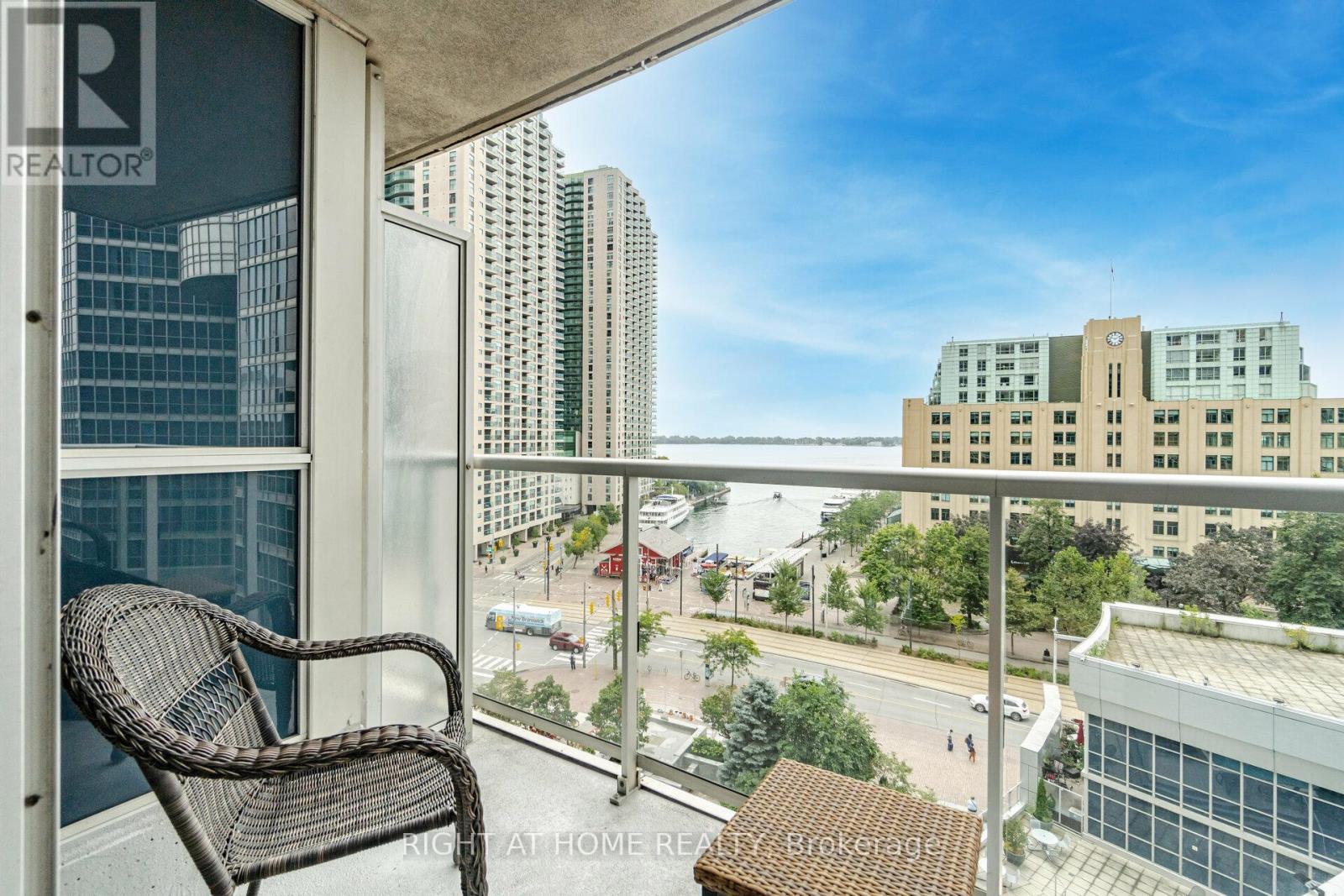 809 - 8 York Street, Toronto, Ontario  M5J 2Y2 - Photo 21 - C12503336