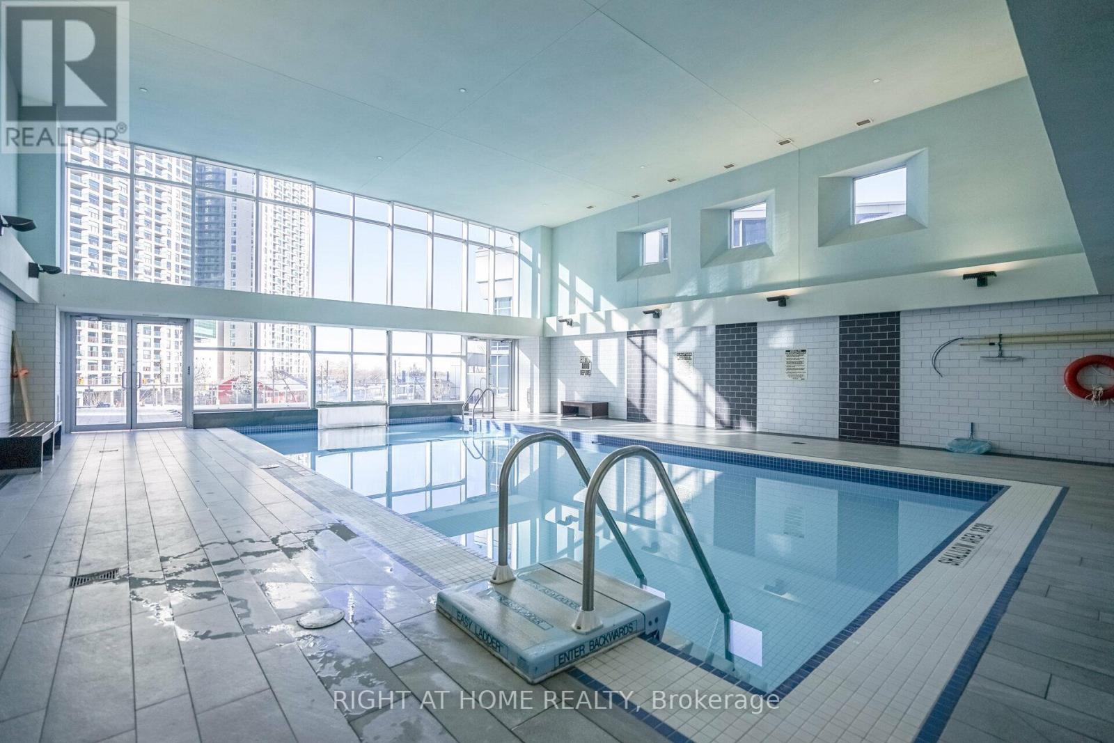 809 - 8 York Street, Toronto, Ontario  M5J 2Y2 - Photo 23 - C12503336