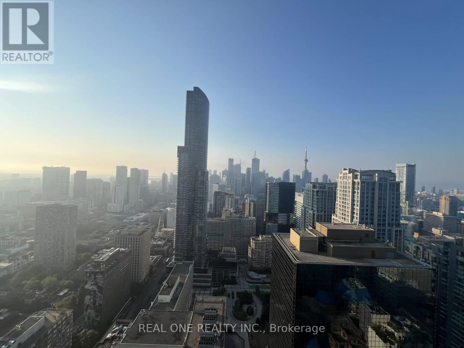 4703 - 15 Grenville Street, Toronto, Ontario  M4Y 0B9 - Photo 9 - C12503406
