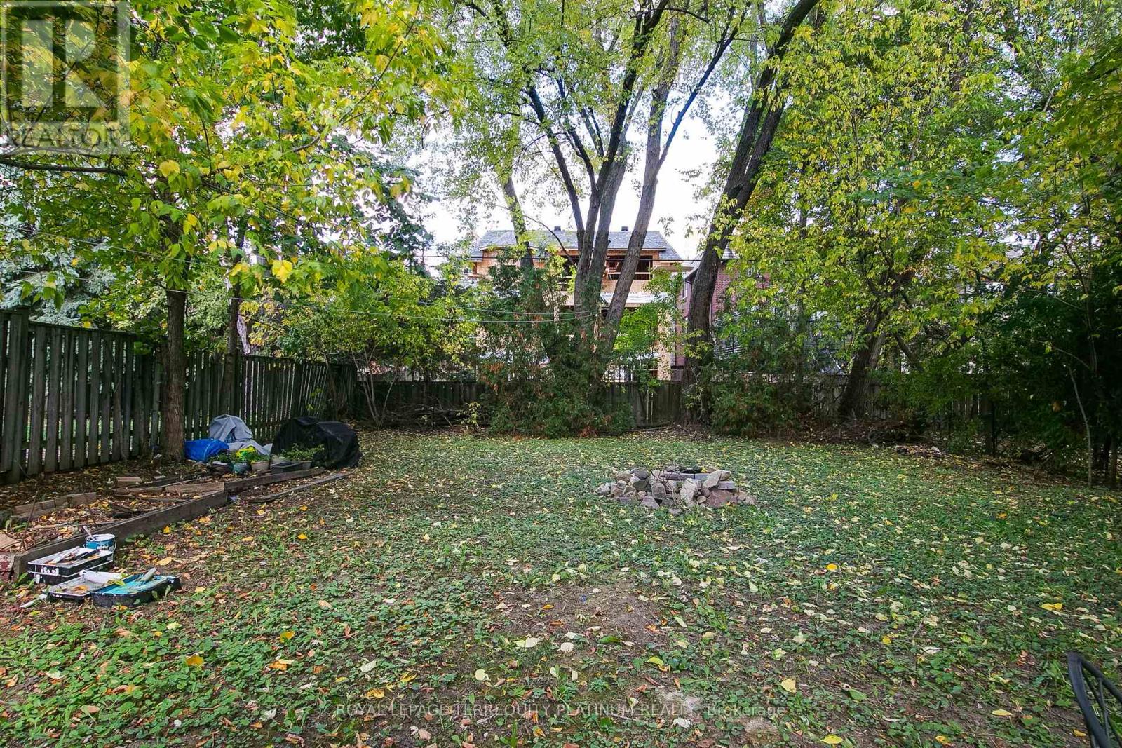 336 Hillcrest Avenue, Toronto, Ontario  M2N 3P6 - Photo 25 - C12503460