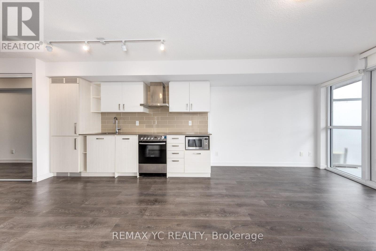 3108 - 125 Redpath Avenue, Toronto, Ontario  M4S 0B5 - Photo 4 - C12503472