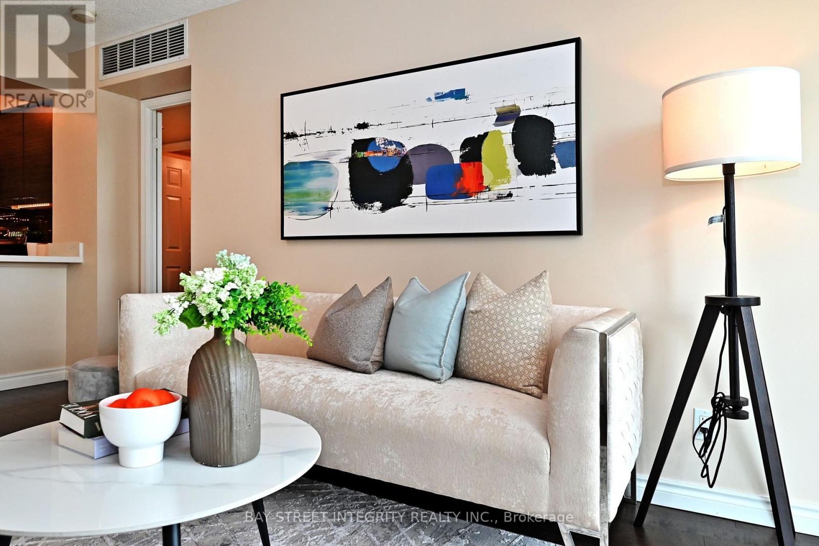 2101 - 30 Harrison Garden Boulevard, Toronto, Ontario  M2N 7A9 - Photo 13 - C12503492