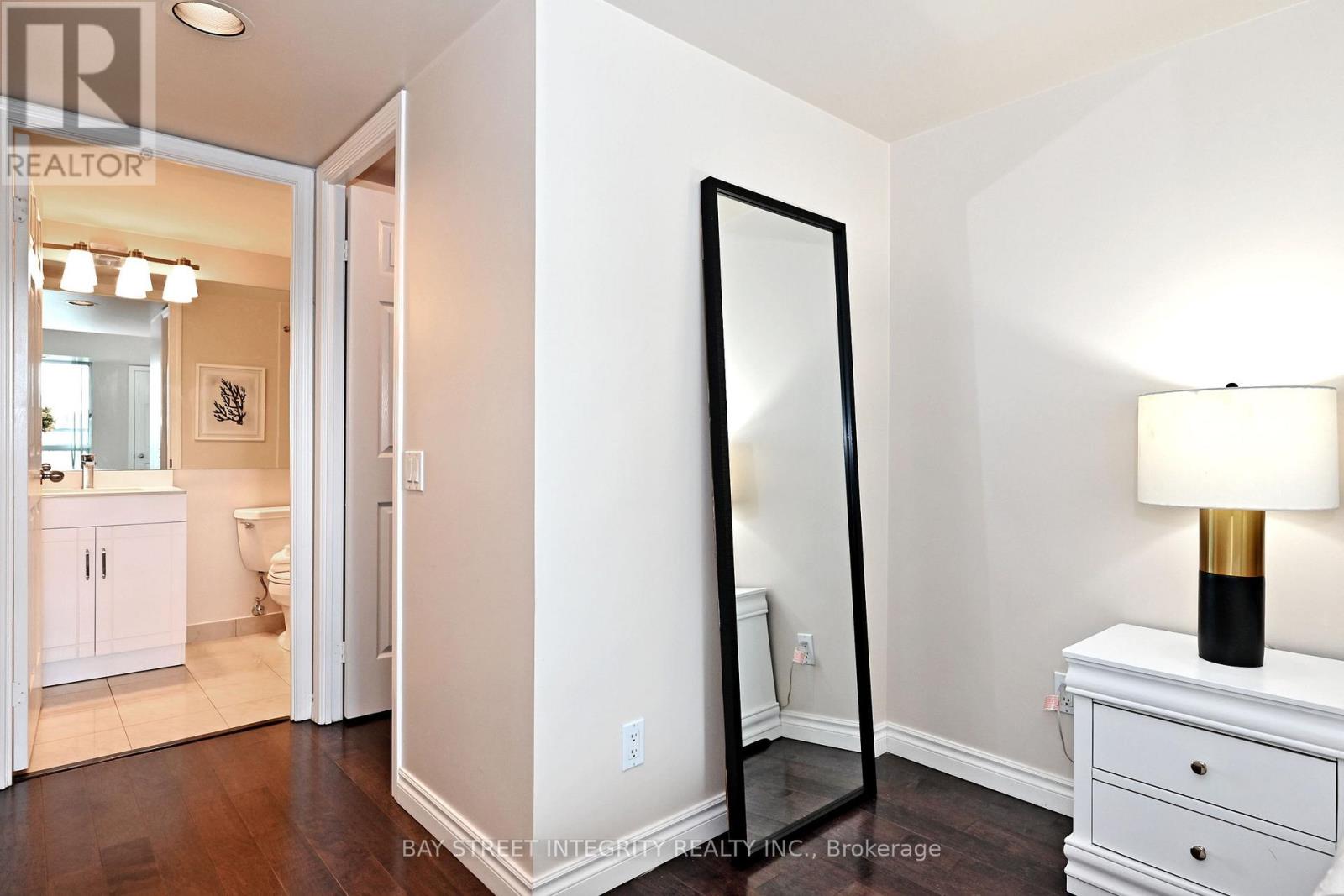 2101 - 30 Harrison Garden Boulevard, Toronto, Ontario  M2N 7A9 - Photo 28 - C12503492