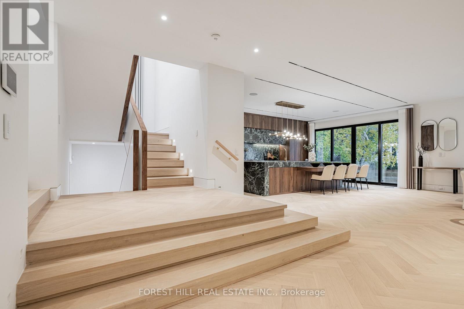 167 Church Avenue, Toronto, Ontario  M2N 4G4 - Photo 8 - C12503512