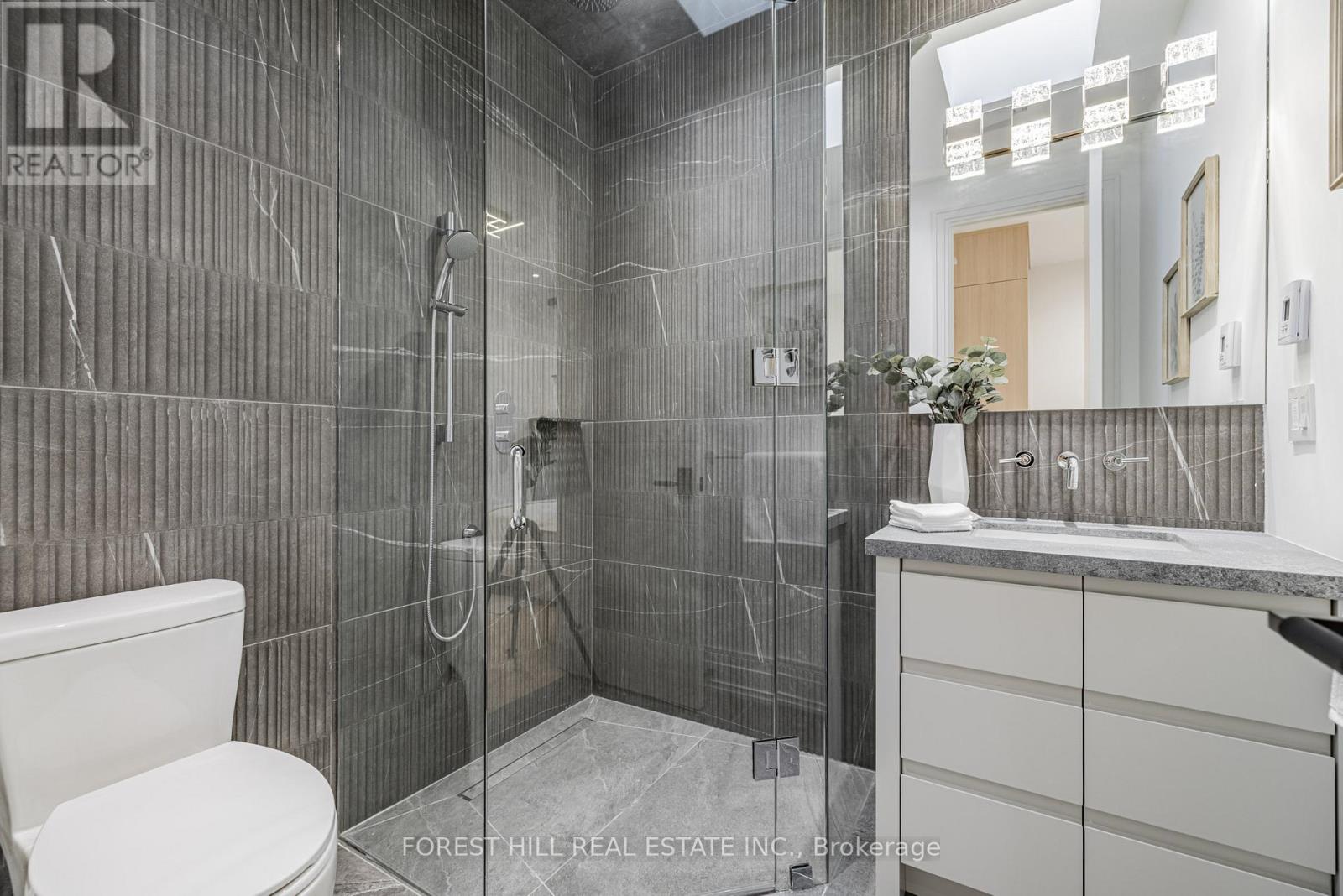 184 Poyntz Avenue, Toronto, Ontario  M2N 1J6 - Photo 29 - C12503520