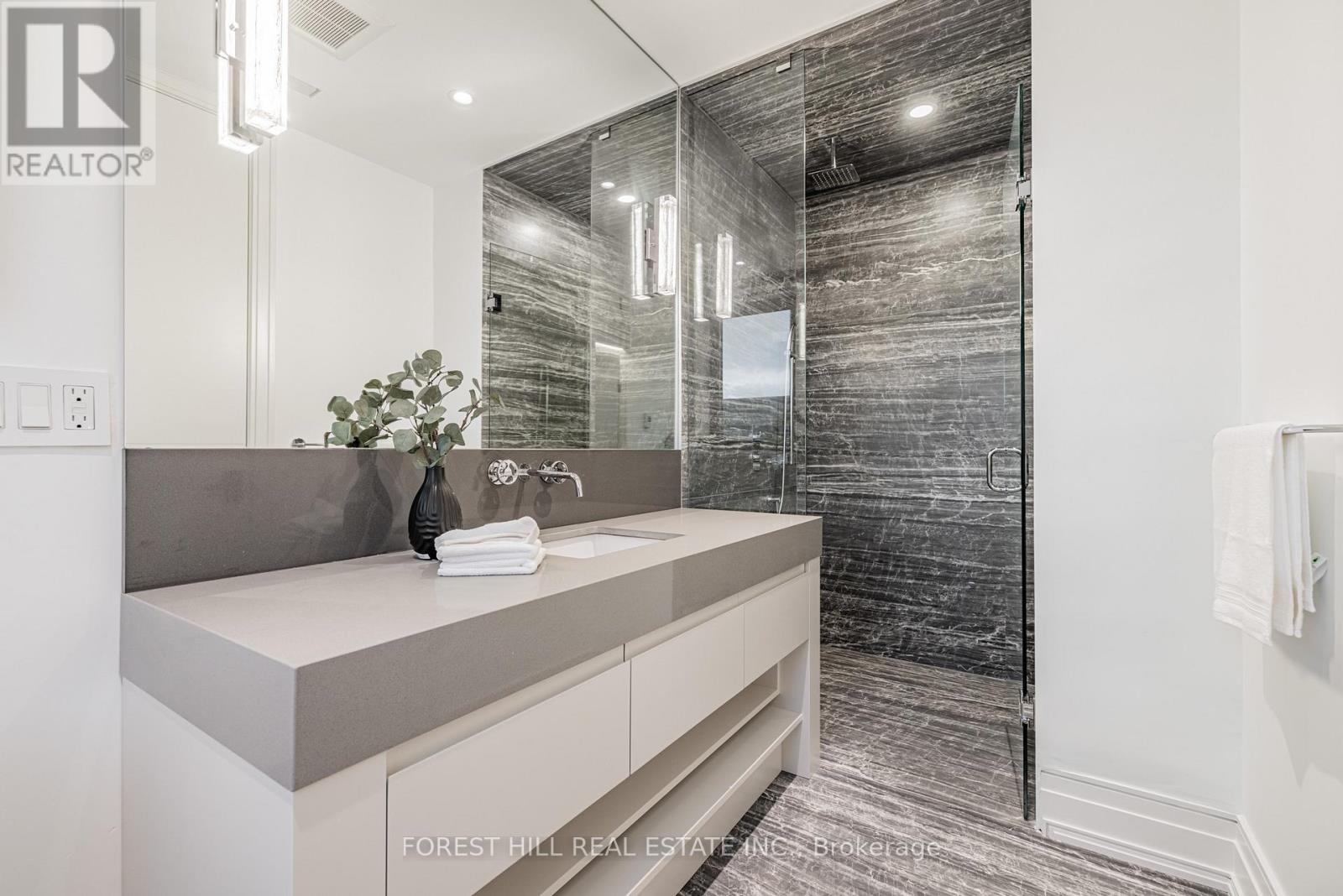 184 Poyntz Avenue, Toronto, Ontario  M2N 1J6 - Photo 42 - C12503520