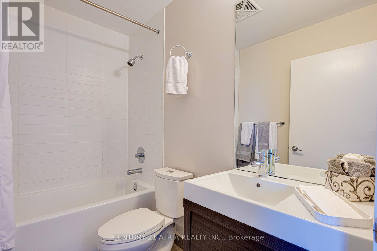 601 - 66 Forest Manor Road, Toronto, Ontario  M2J 0B7 - Photo 13 - C12503558