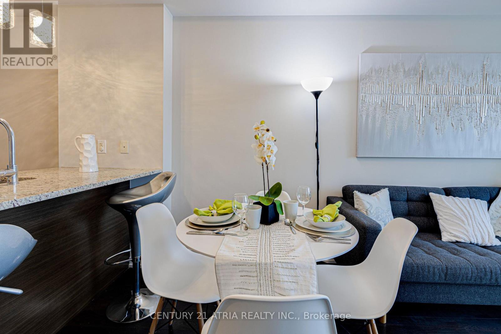 601 - 66 Forest Manor Road, Toronto, Ontario  M2J 0B7 - Photo 7 - C12503558