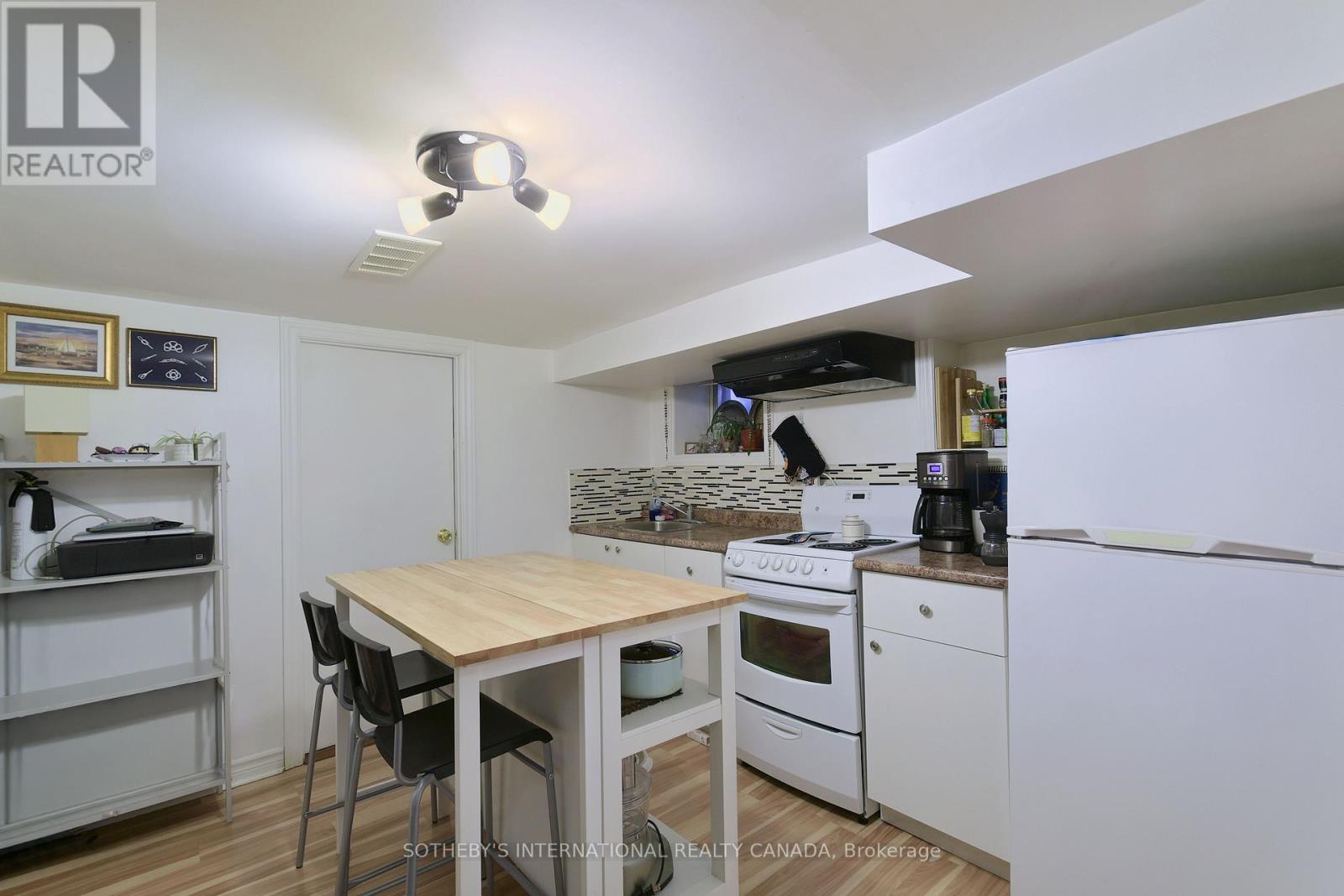 1155 Davenport Road, Toronto, Ontario  M6H 2G4 - Photo 14 - C12503608