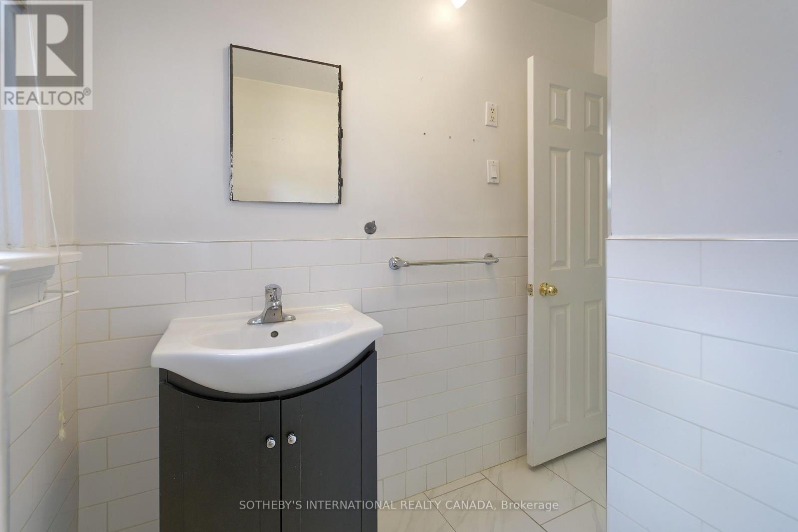 1155 Davenport Road, Toronto, Ontario  M6H 2G4 - Photo 31 - C12503608