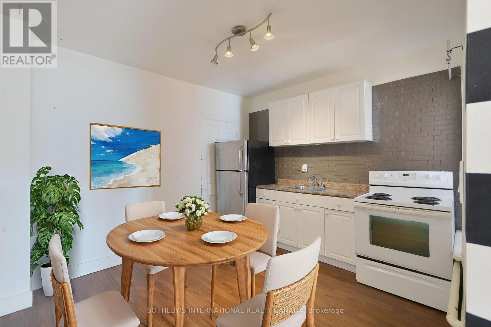 1155 Davenport Road, Toronto, Ontario  M6H 2G4 - Photo 24 - C12503610